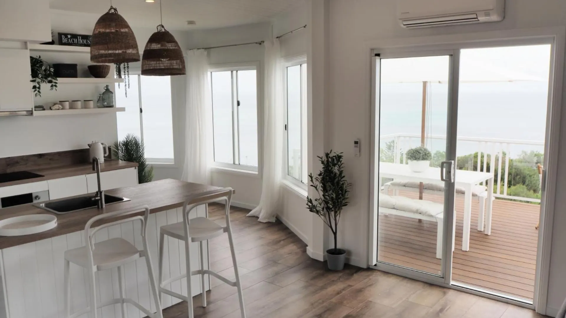 Tangalooma Life - 2 Bed 2 Bath Private Luxury Stay 0*,